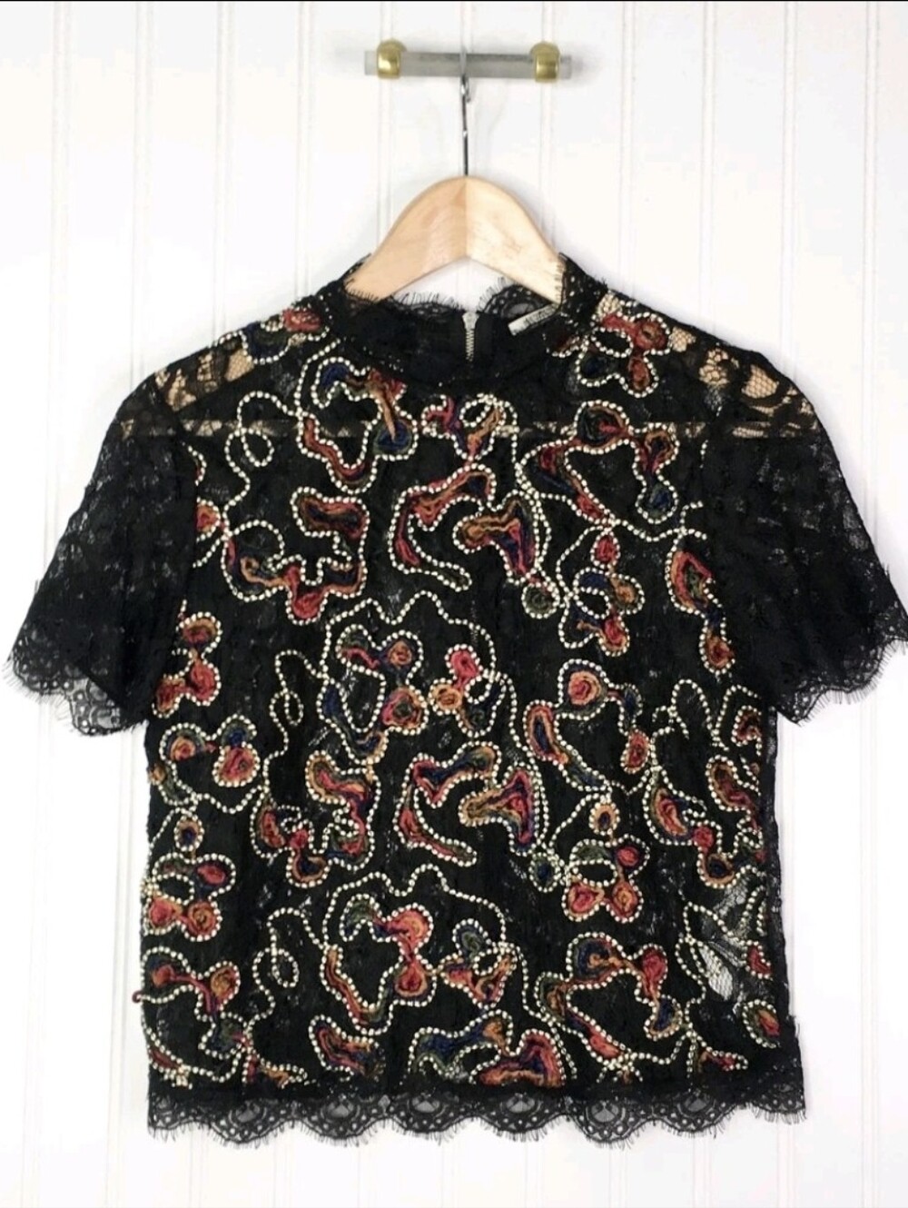 Zara Lace Blouse Featuring Multicolor Embroidery - Size Small - Picture 2 of 3
